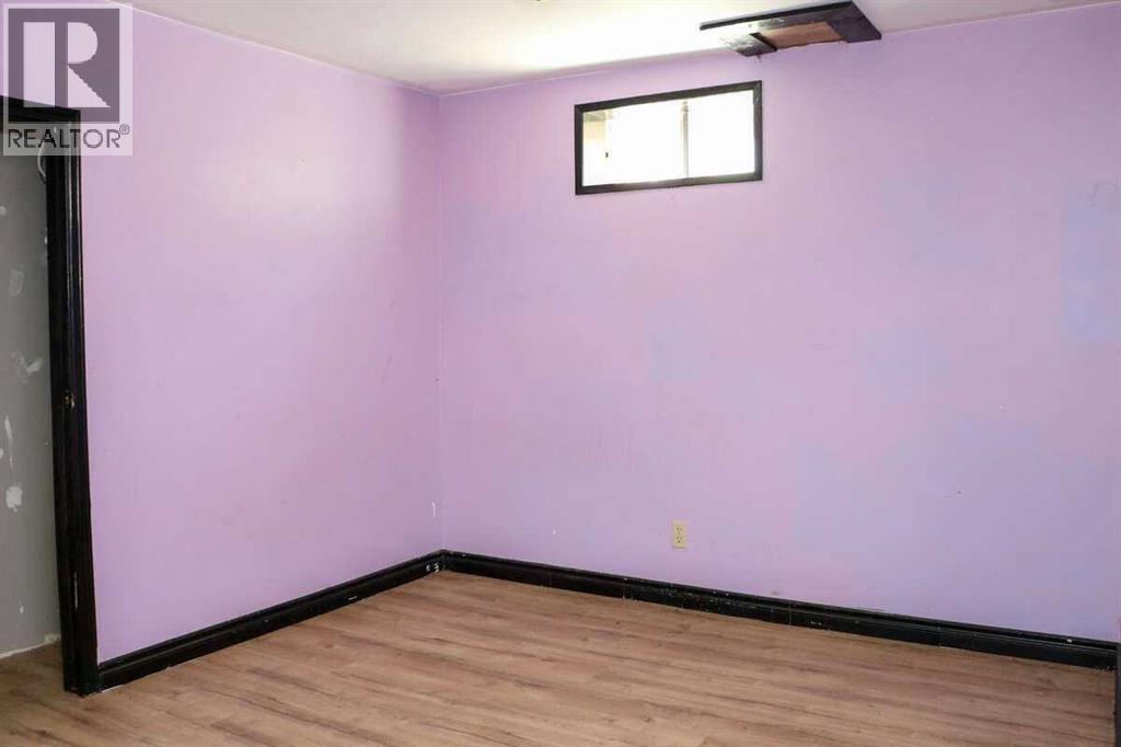 Single Family House for Sale in  Riverbend Drive SE Riverbend Calgary 