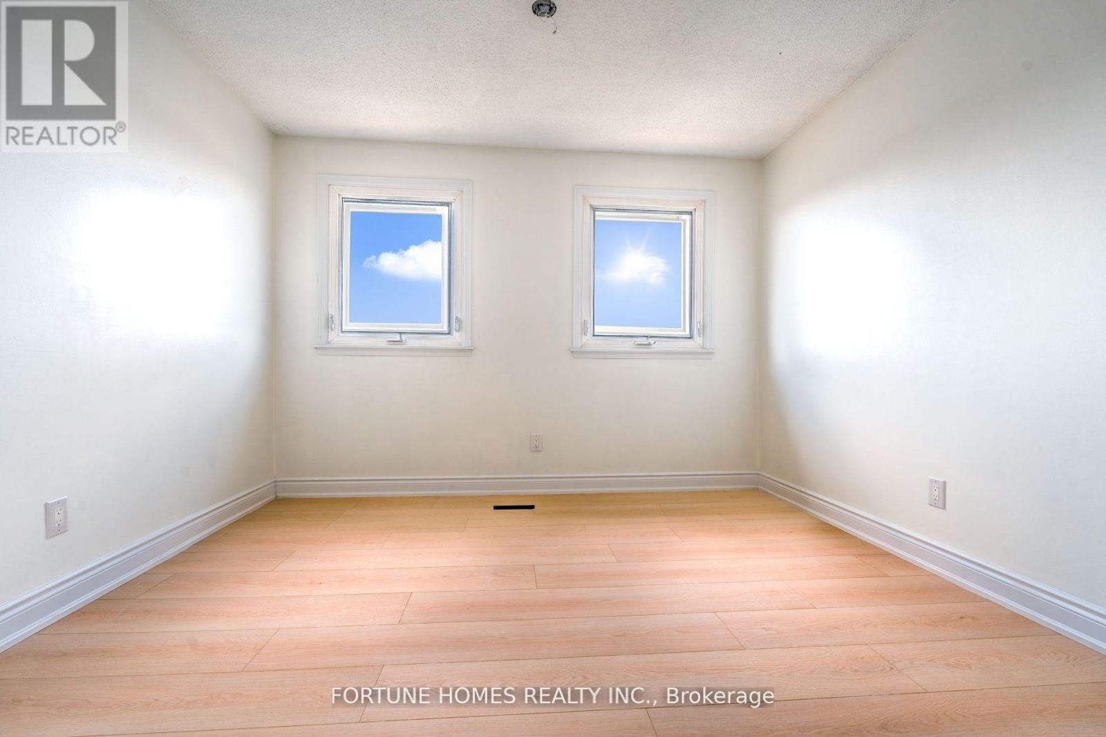 Single Family House for Sale in  NASMITH STREET Brampton (Westgate) 