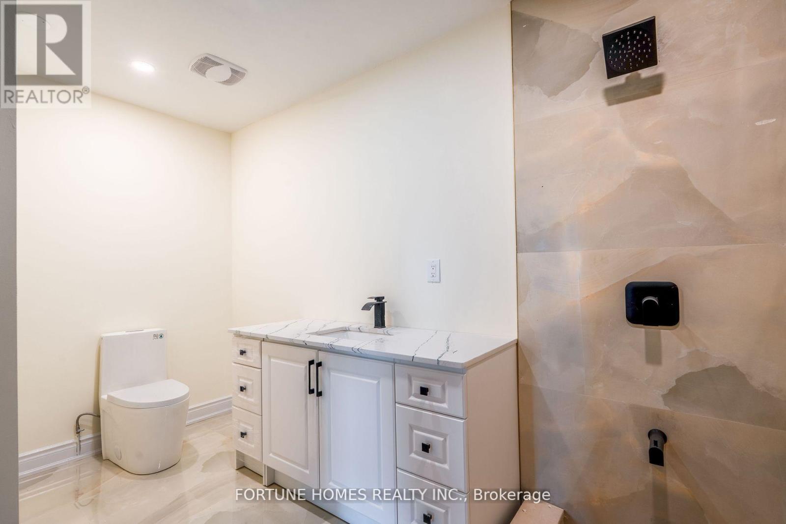 Single Family House for Sale in  NASMITH STREET Brampton (Westgate) 