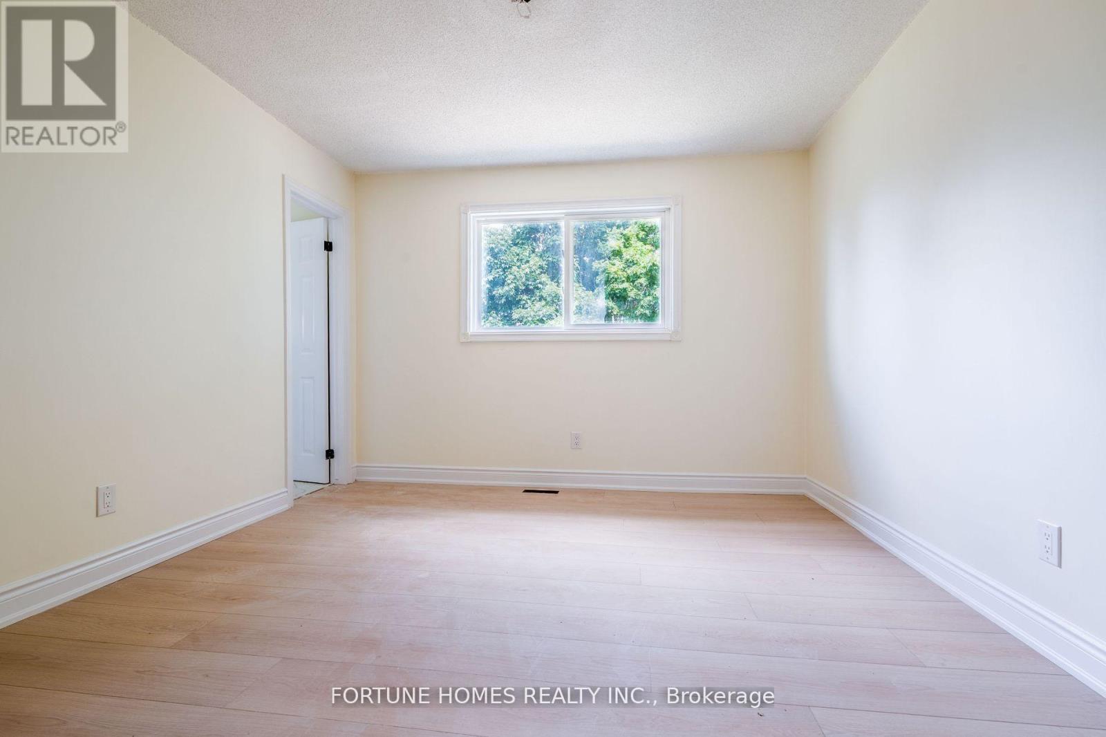 Single Family House for Sale in  NASMITH STREET Brampton (Westgate) 