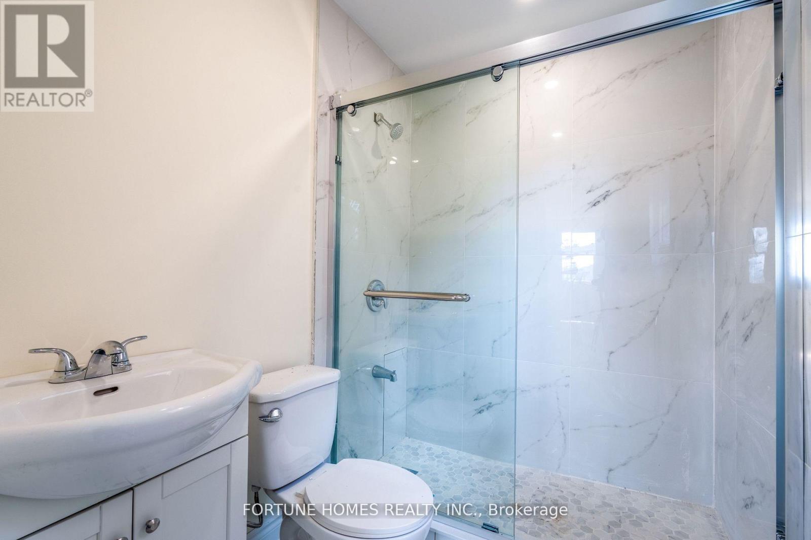 Single Family House for Sale in  NASMITH STREET Brampton (Westgate) 