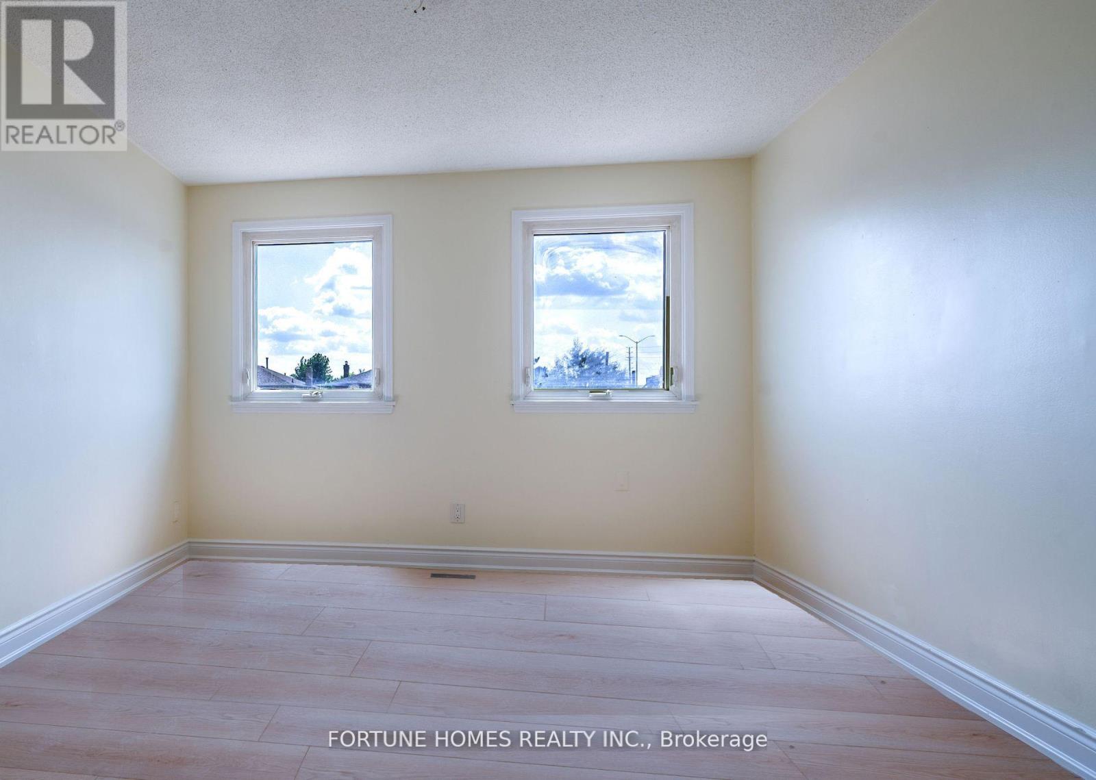 Single Family House for Sale in  NASMITH STREET Brampton (Westgate) 