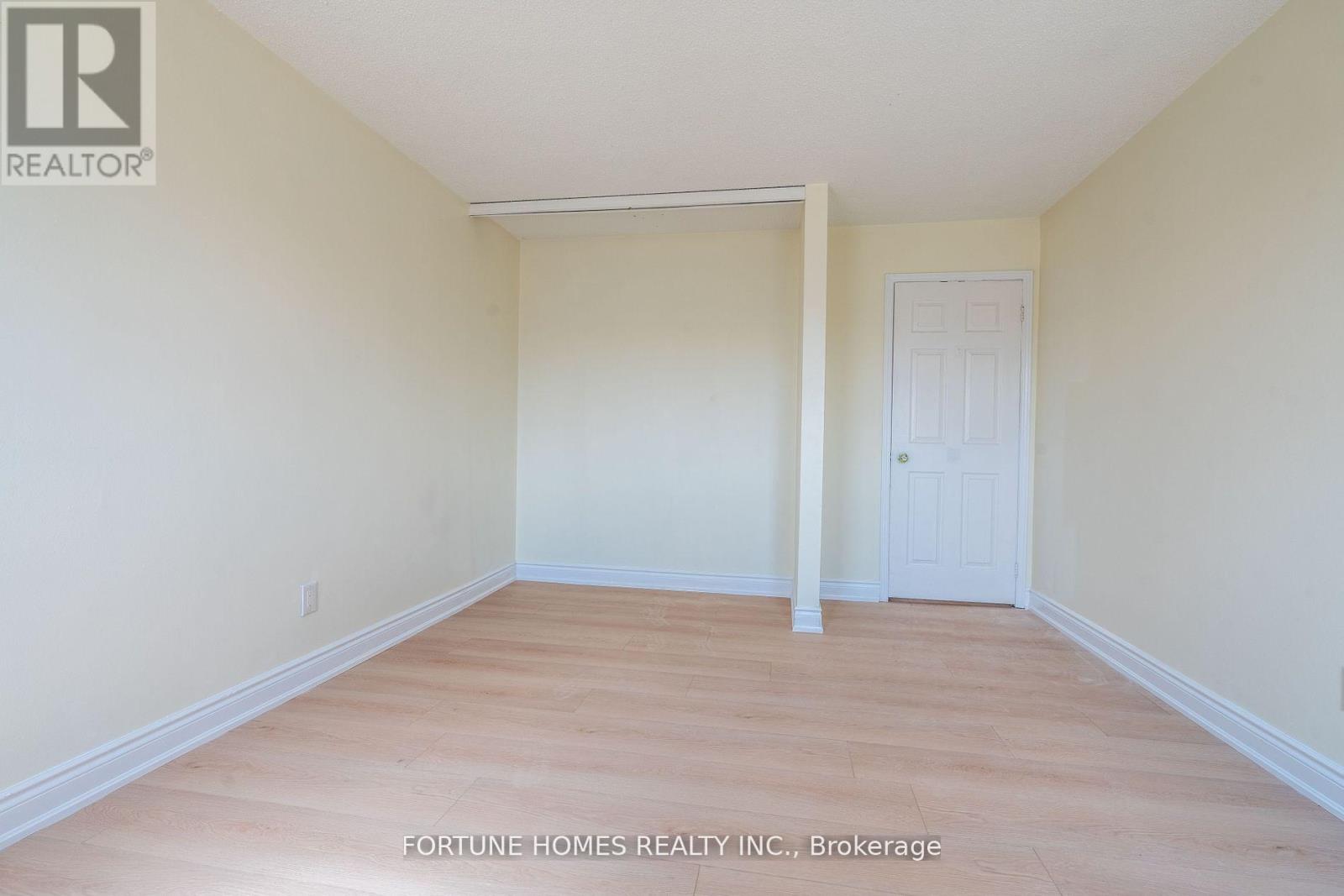68 NASMITH STREET, Brampton (Westgate), Ontario