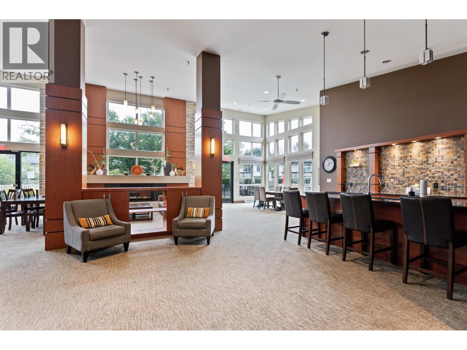 Photo 2 of 606 3093 Windsor Gate, Coquitlam BC