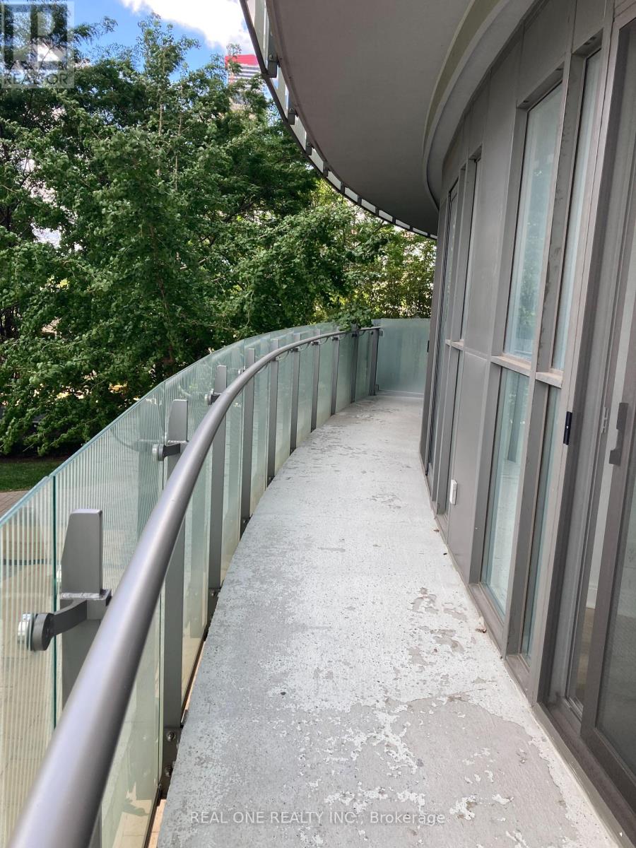 Photo 9 of 405 50 Absolute Avenue, Mississauga ON