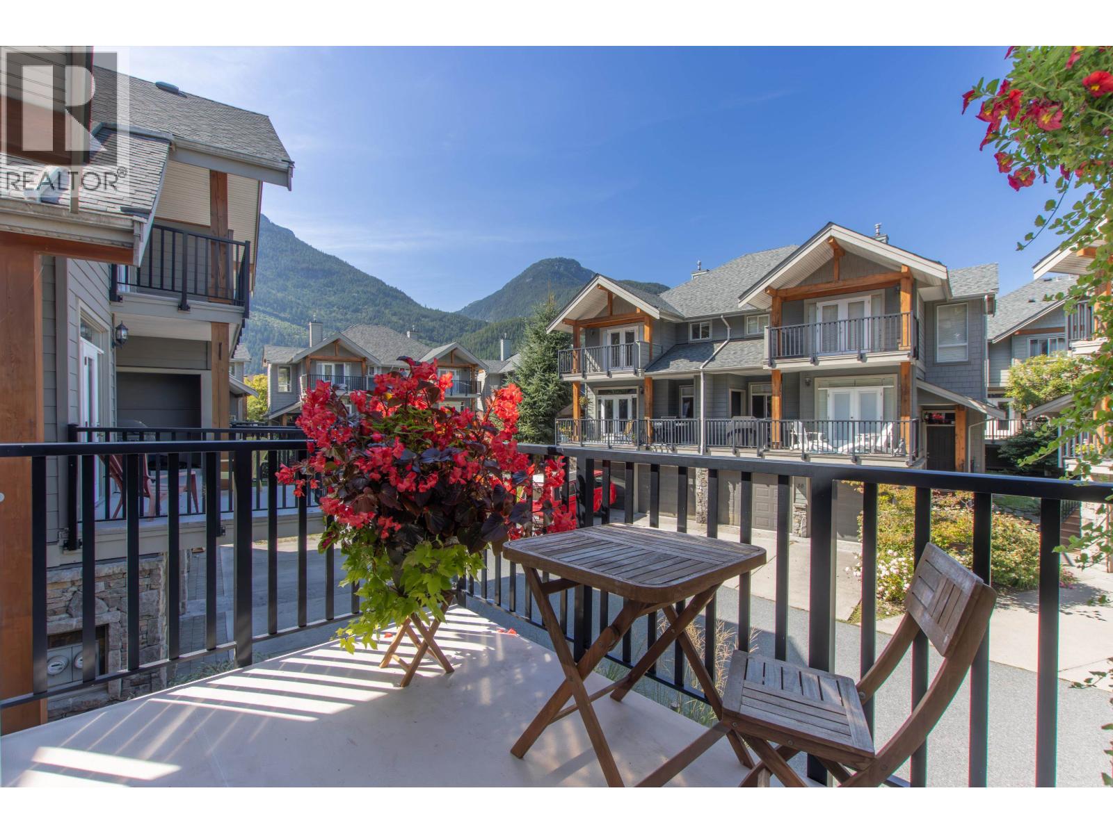 Photo 15 of 34 39758 Government Road, Squamish BC
