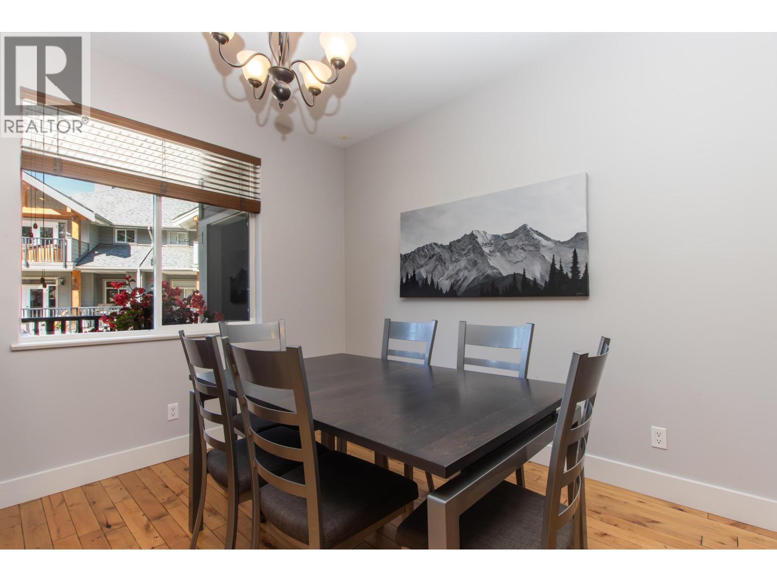 Photo 19 of 34 39758 Government Road, Squamish BC
