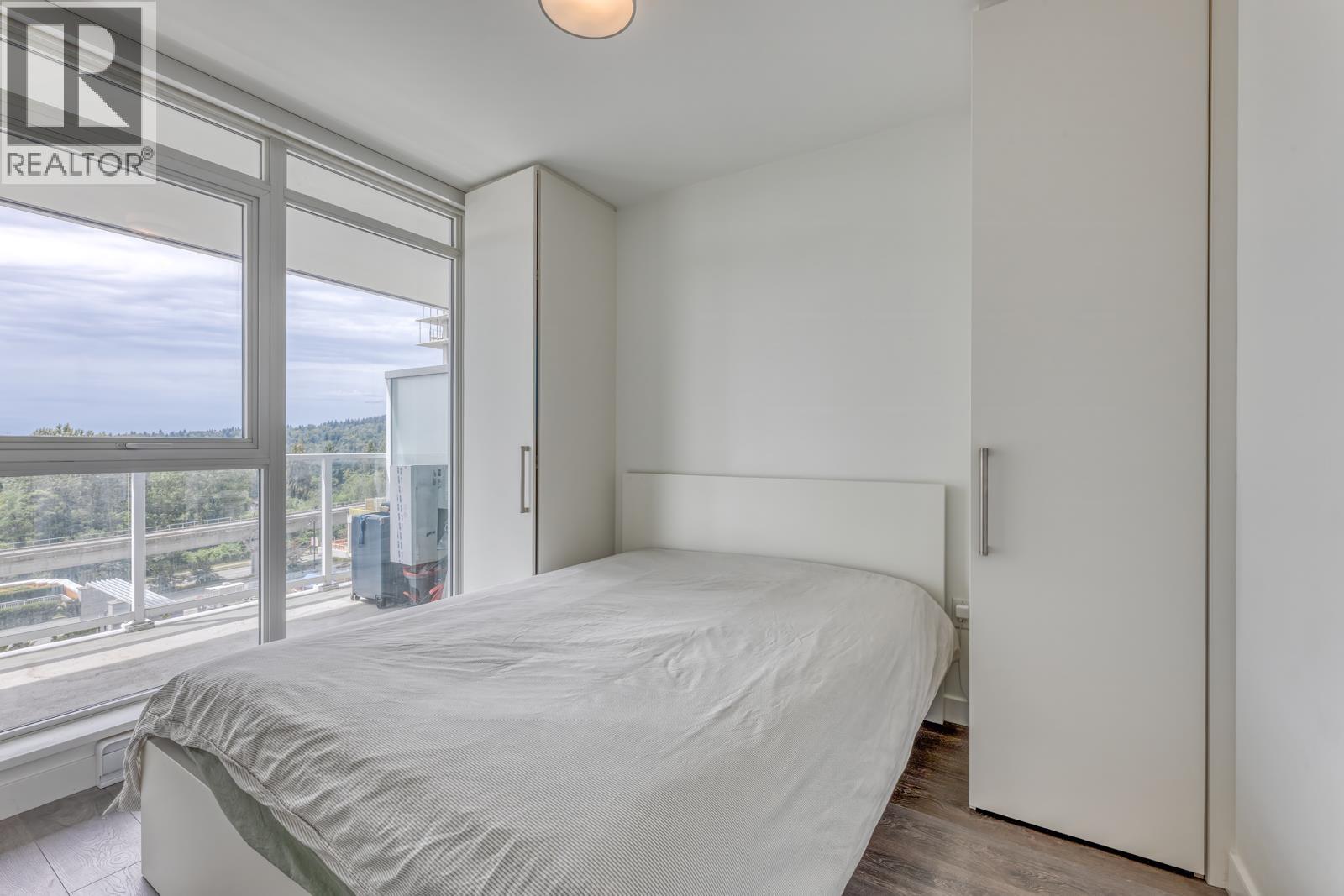 Photo 11 of 508 657 Whiting Way, Coquitlam BC