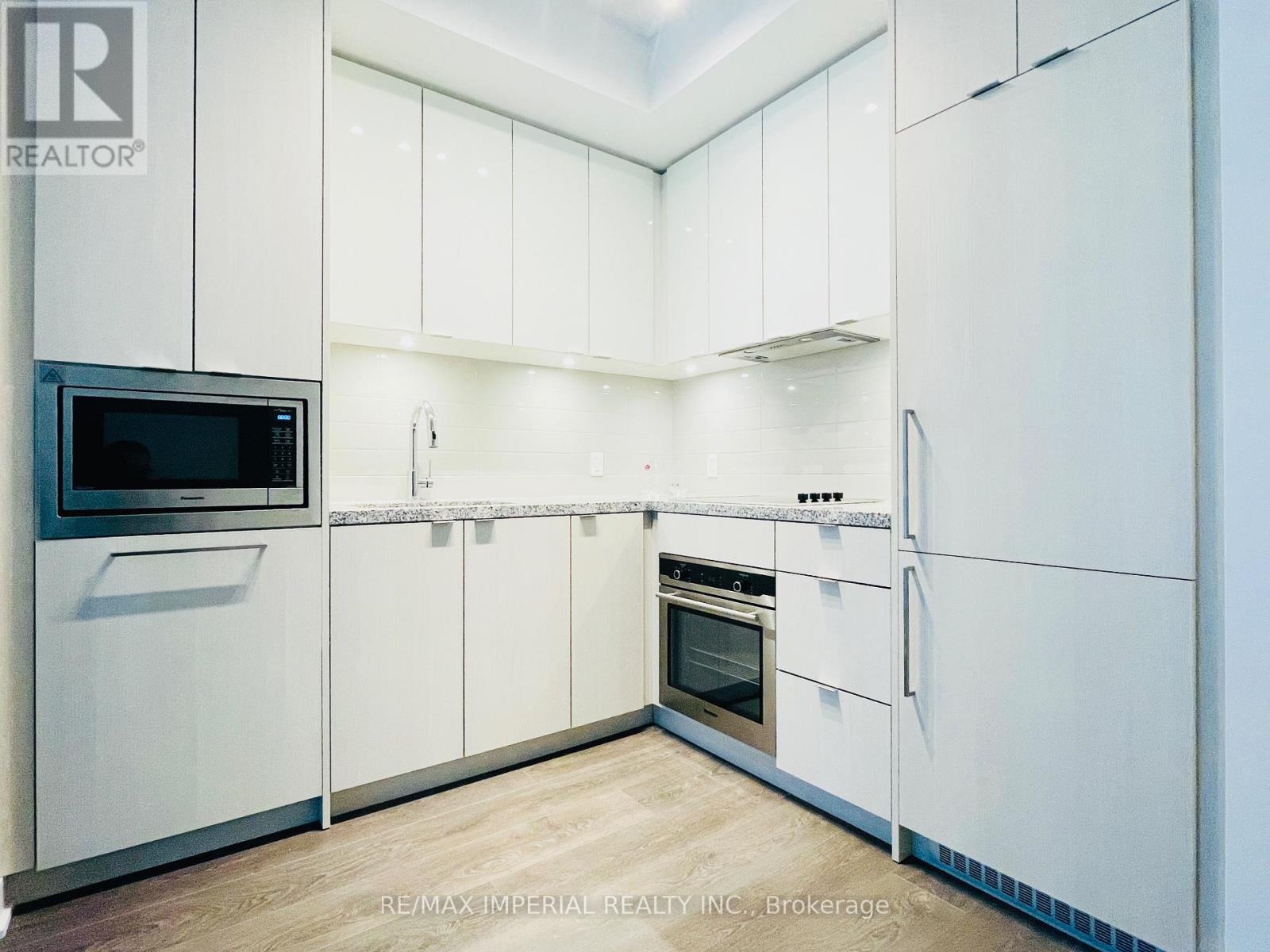 Photo 1 of 3510 125 Blue Jays Way, Toronto ON