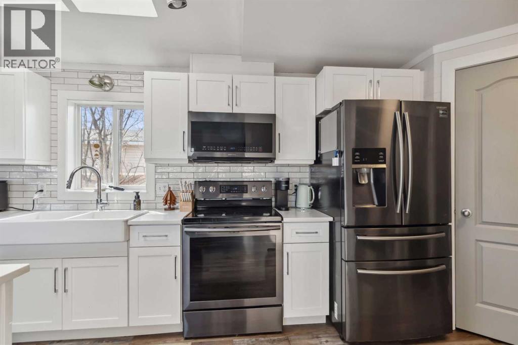 Photo 22 of 540 Mckinlay Crescent, Fort Mcmurray AB