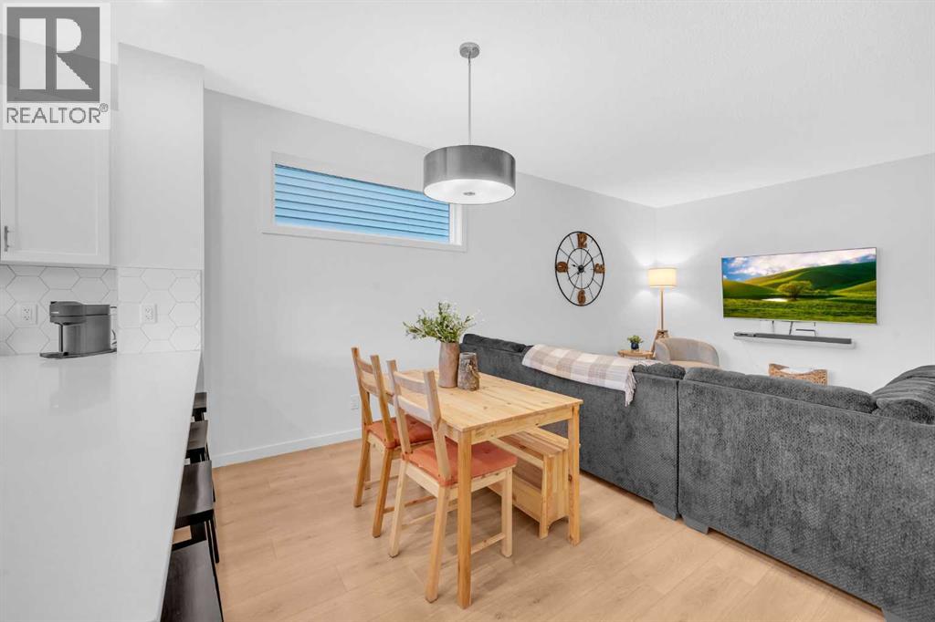 Photo 17 of 18 Wolf Creek Rise Se, Calgary AB