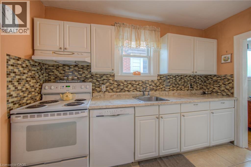 Photo 14 of 14 Barons Avenue S, Hamilton ON