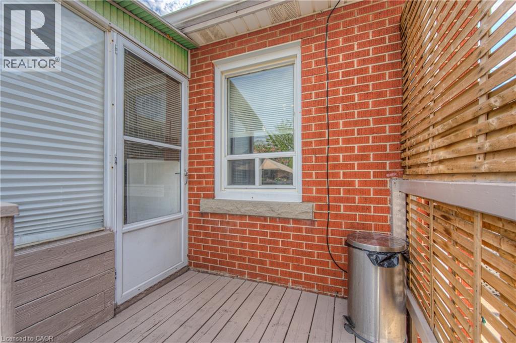 Photo 45 of 14 Barons Avenue S, Hamilton ON