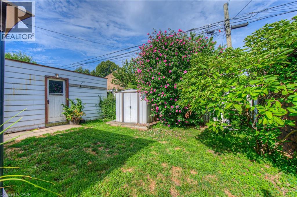 Photo 41 of 14 Barons Avenue S, Hamilton ON