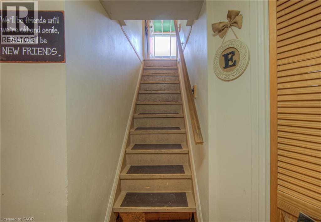 Photo 27 of 14 Barons Avenue S, Hamilton ON