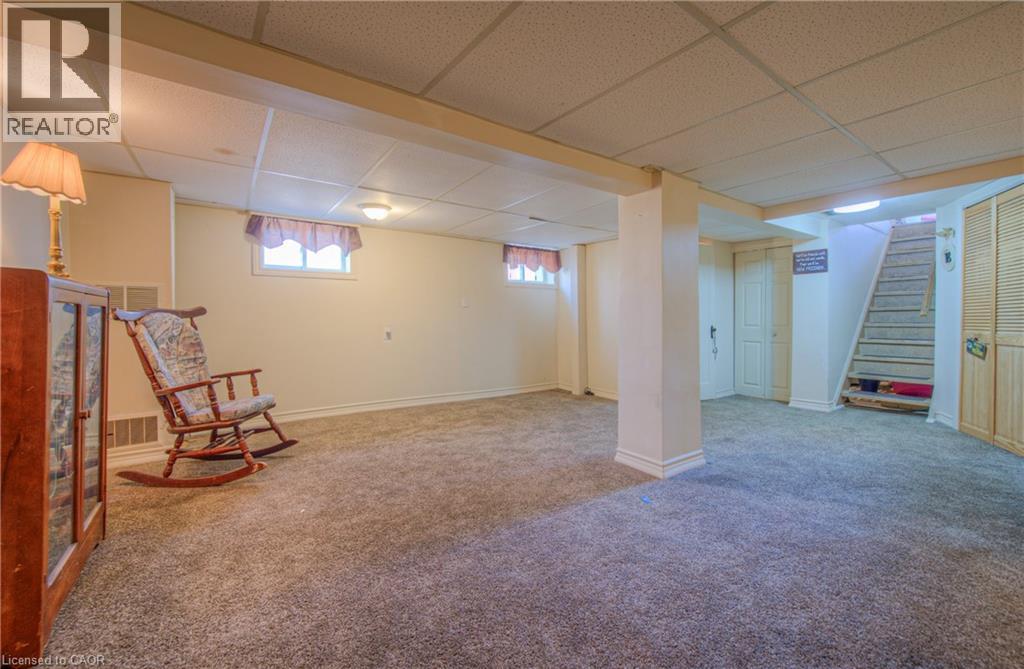 Photo 30 of 14 Barons Avenue S, Hamilton ON