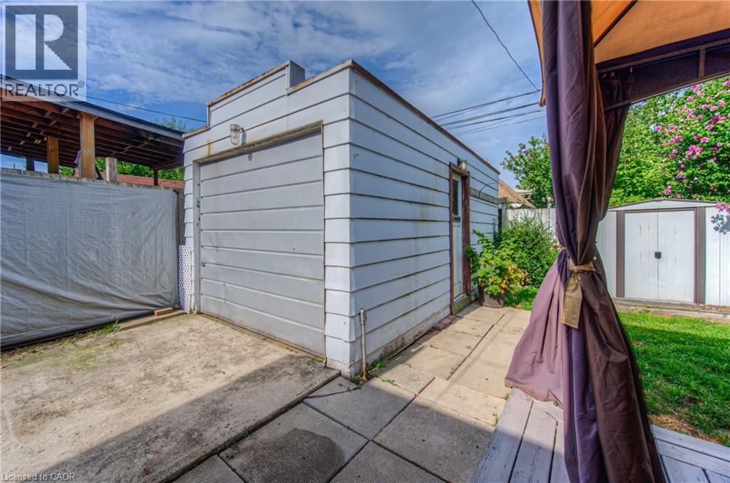 Photo 44 of 14 Barons Avenue S, Hamilton ON
