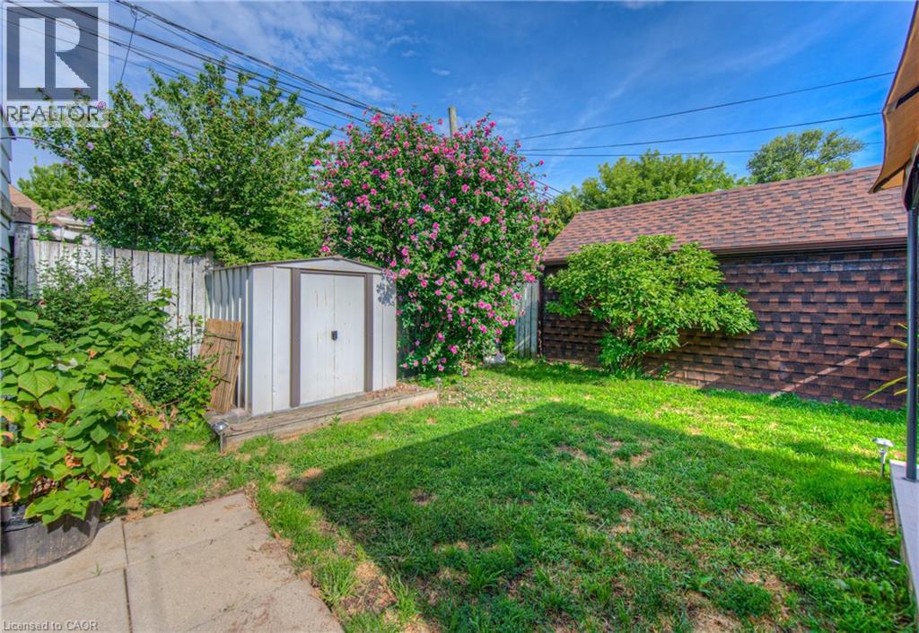 Photo 40 of 14 Barons Avenue S, Hamilton ON