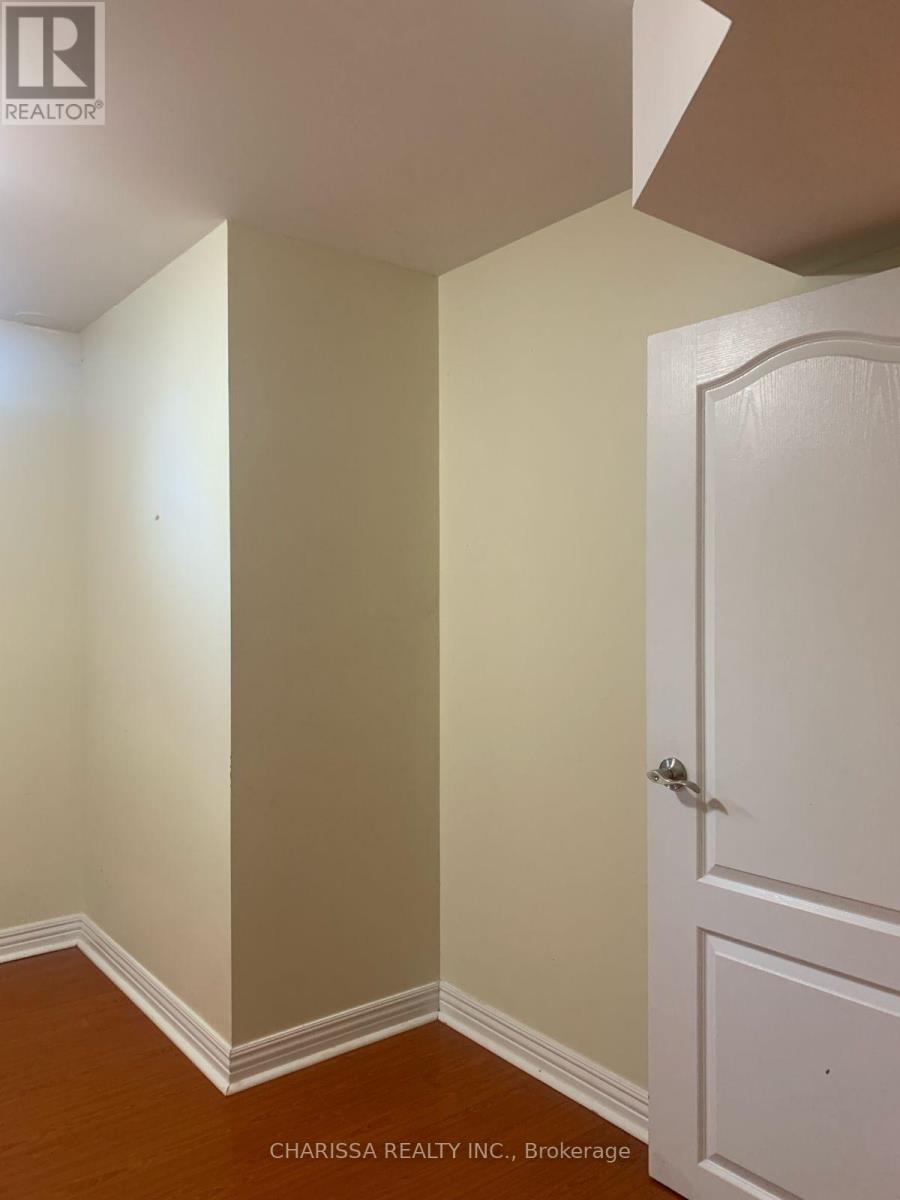 Photo 6 of Bsmt 3417 Jorie Crescent, Mississauga ON