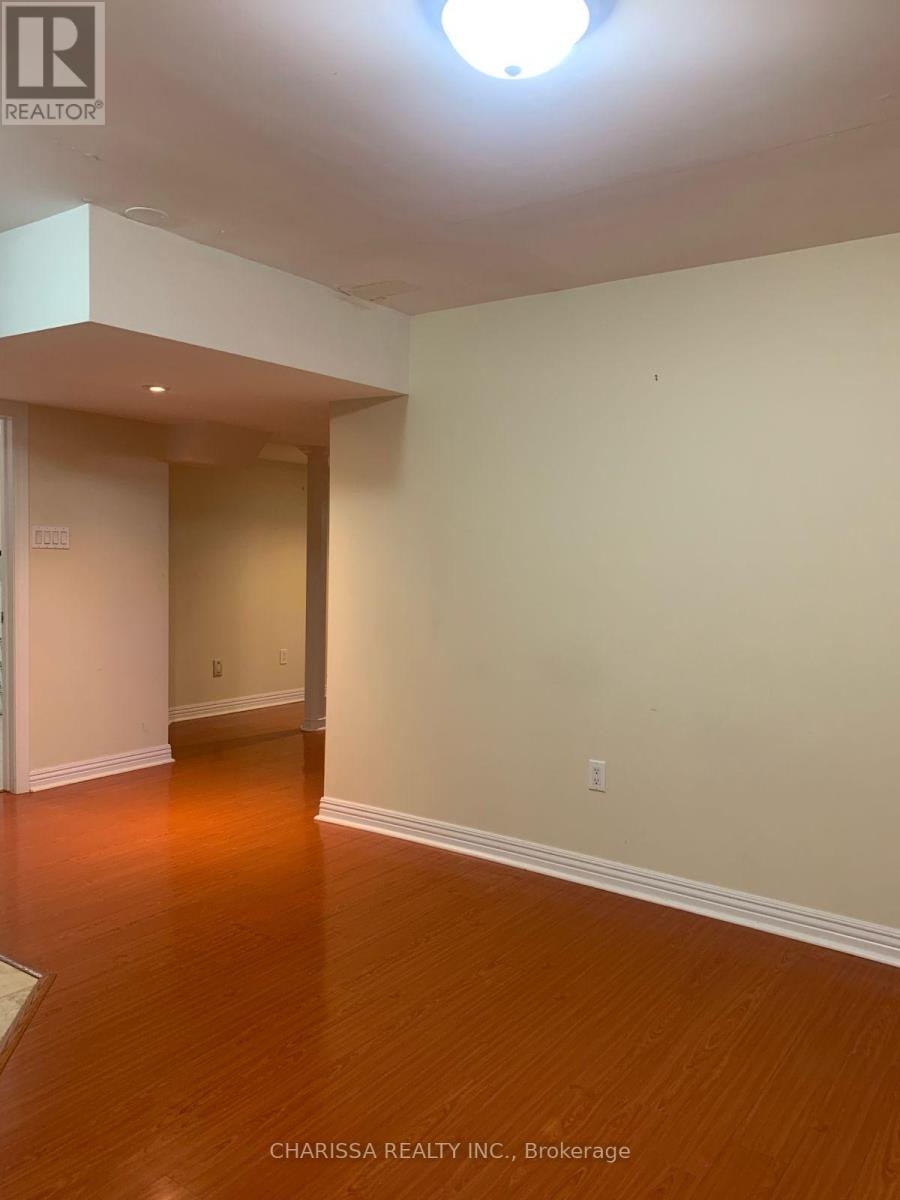 Photo 15 of Bsmt 3417 Jorie Crescent, Mississauga ON