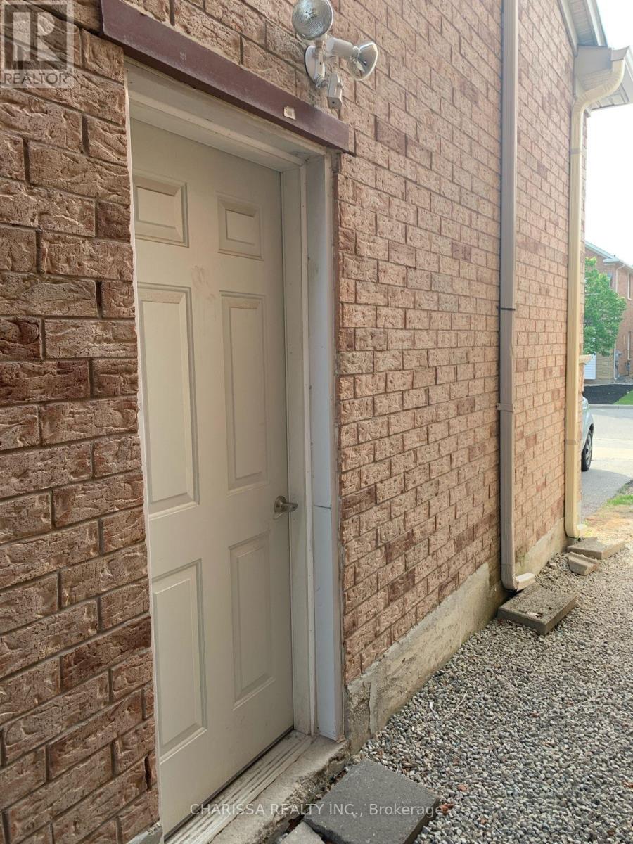 Photo 8 of Bsmt 3417 Jorie Crescent, Mississauga ON