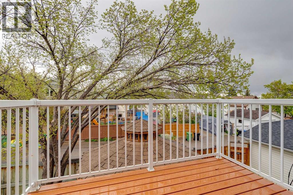 Photo 17 of 103 Macewan Park Road Nw, Calgary AB