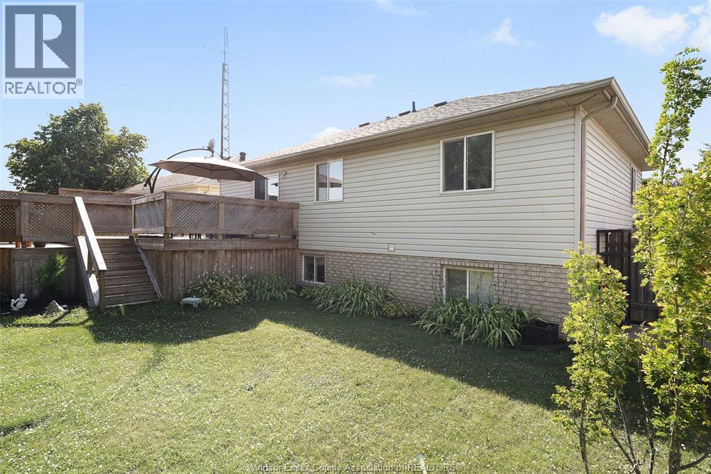 Photo 10 of 5 Diane D Street, Cottam ON