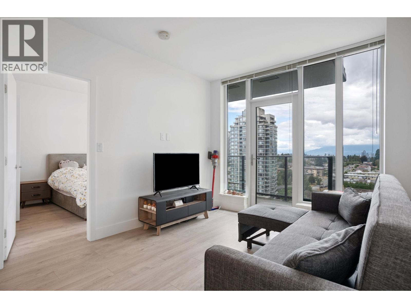 Photo 12 of 1411 7358 Edmonds Street, Burnaby BC