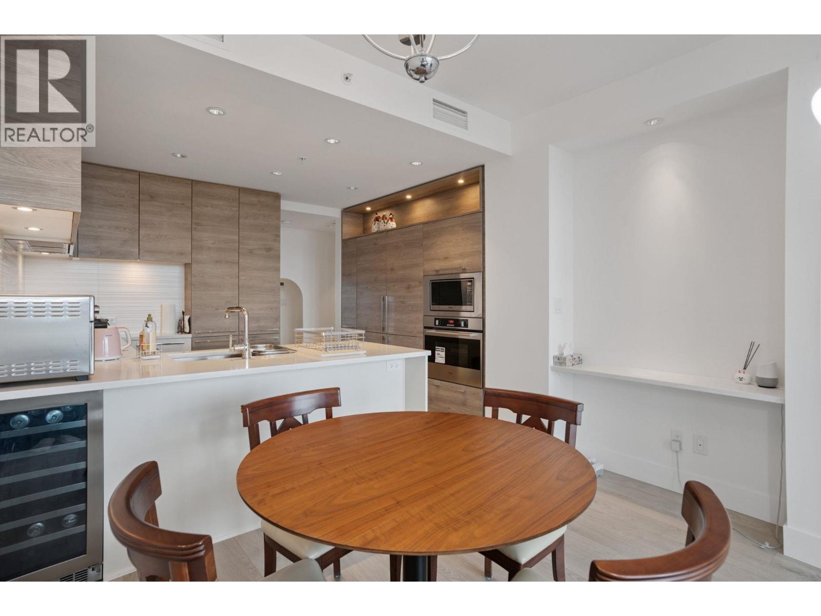 Photo 9 of 1411 7358 Edmonds Street, Burnaby BC