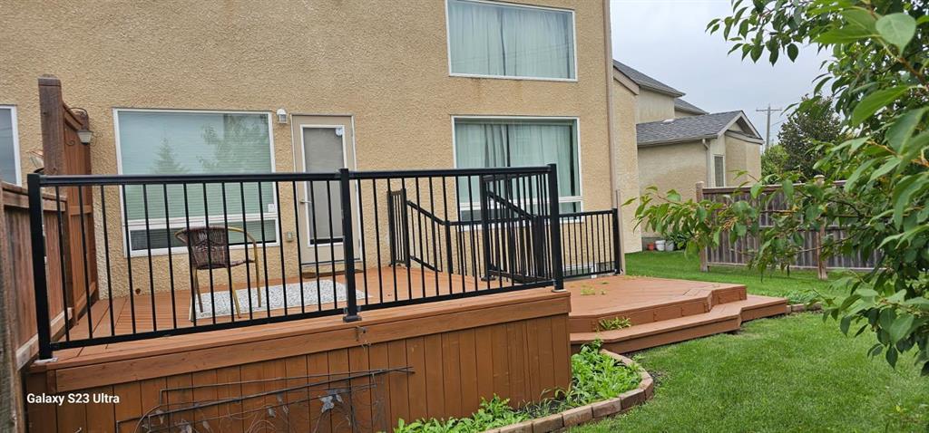 Photo 5 of 12 250 Amber Trail, Winnipeg MB