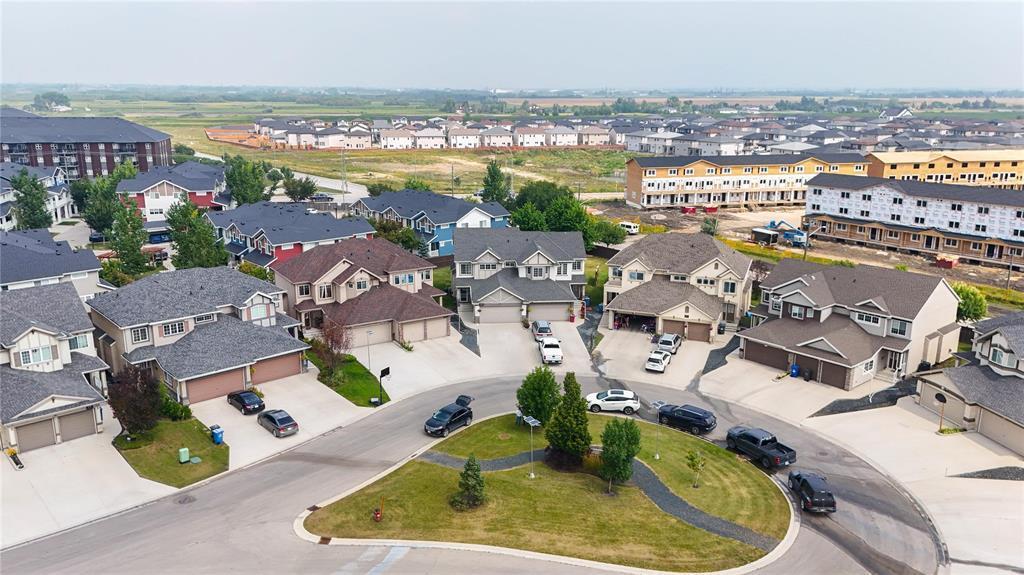 Photo 10 of 12 250 Amber Trail, Winnipeg MB
