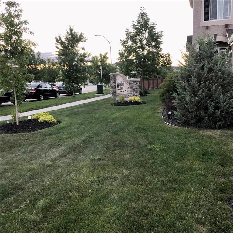 Photo 9 of 12 250 Amber Trail, Winnipeg MB