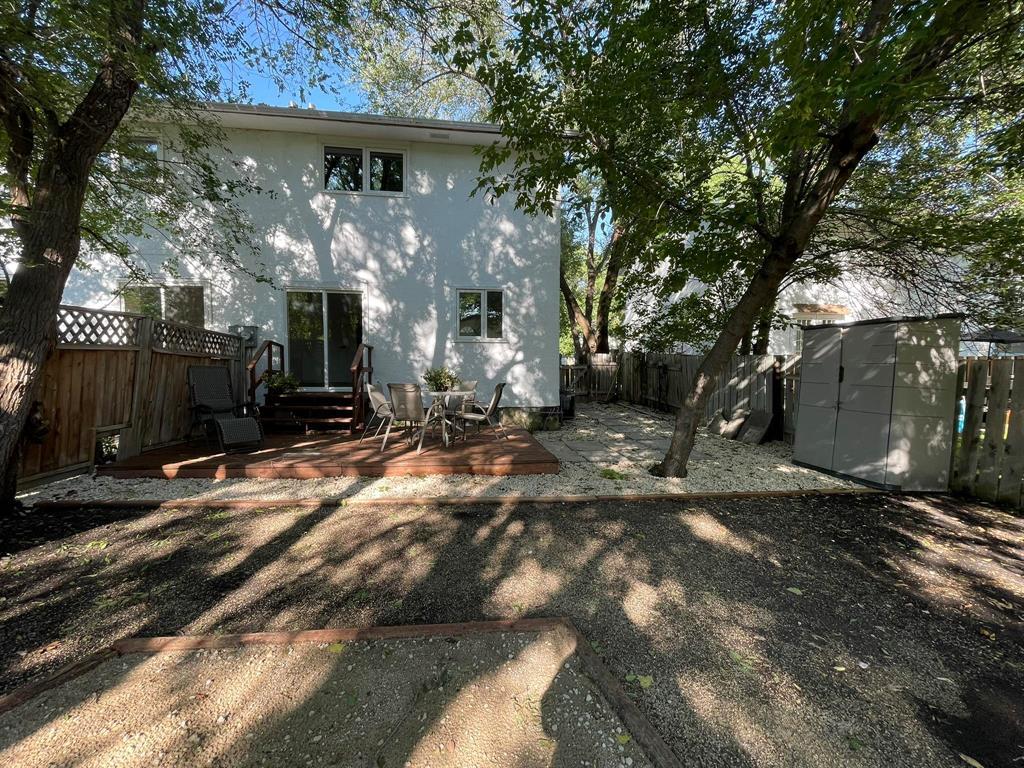 Photo 3 of 14 Lavenham Crescent, Winnipeg MB