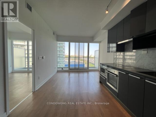 Photo 2 of 709 115 Mcmahon Drive, Toronto ON