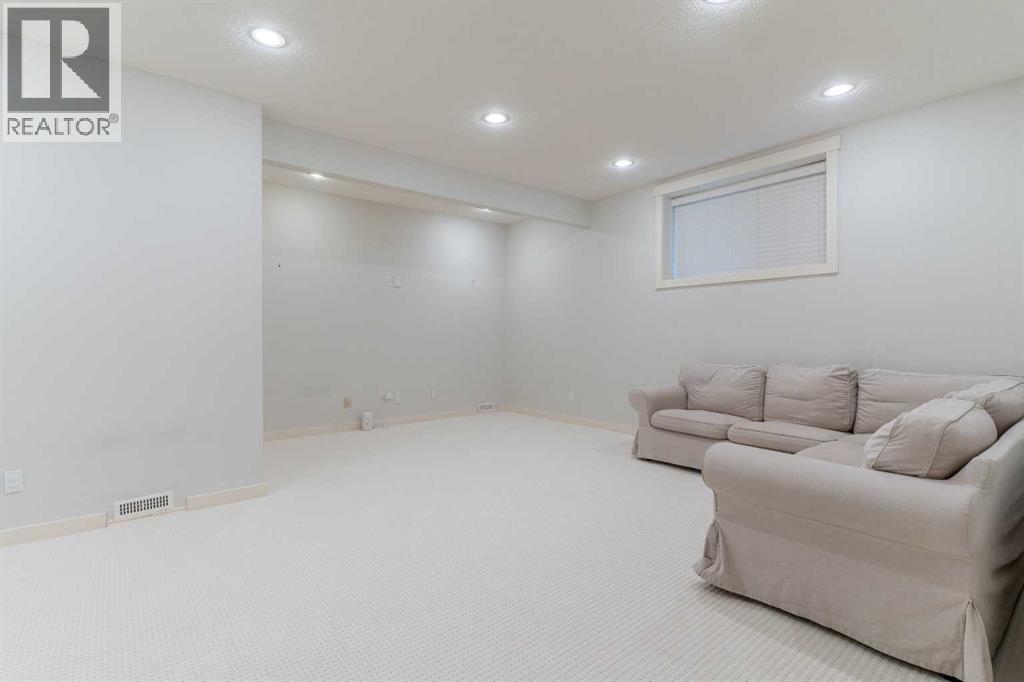 Single Family House for Sale in  Elgin Terrace SE McKenzie Towne Calgary 