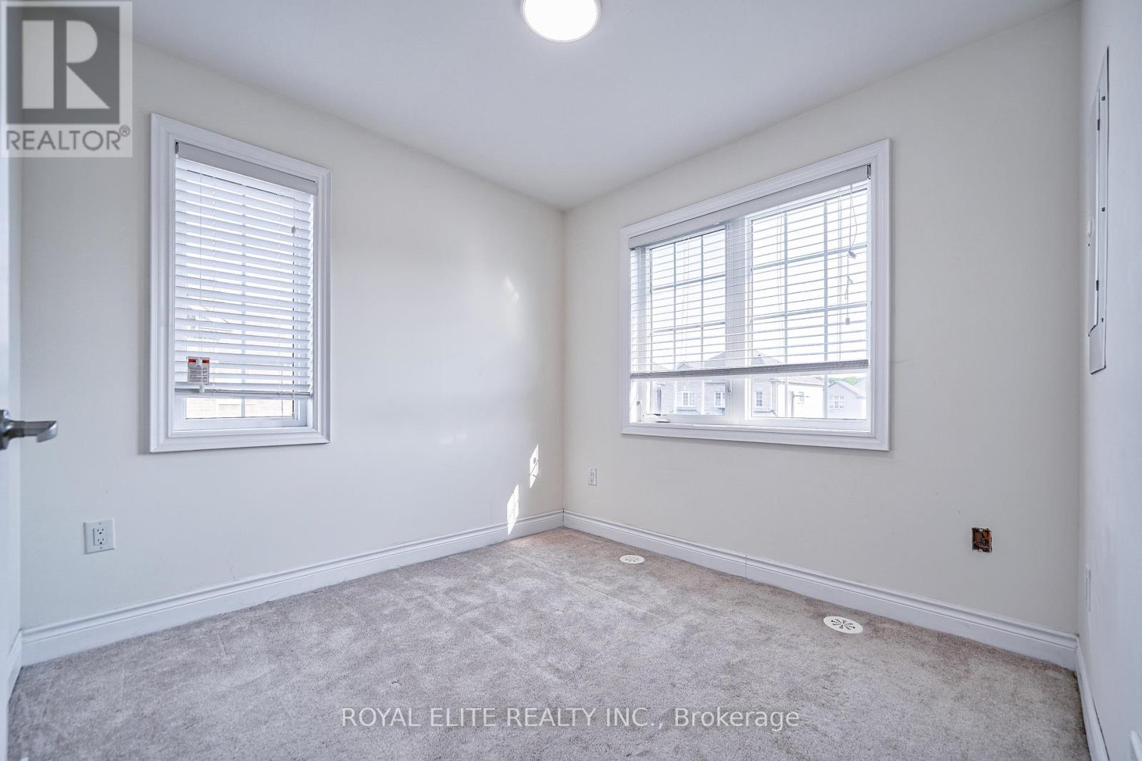 Photo 7 of 2 331 William Forster Road, Markham ON