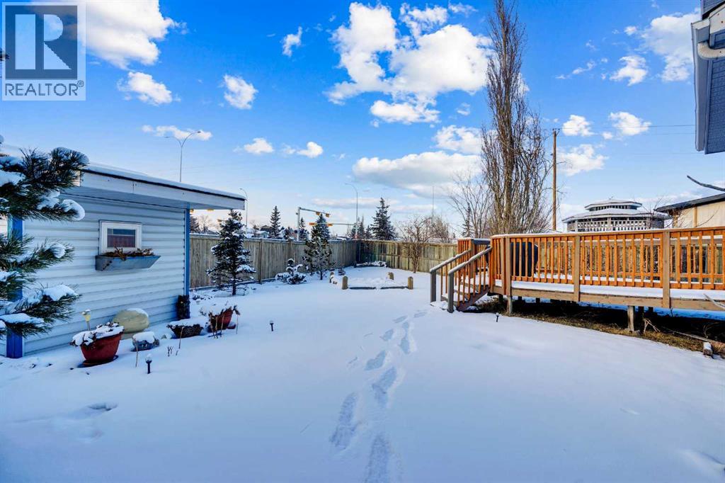 Single Family House for Sale in  Coral Springs Circle NE Coral Springs Calgary 