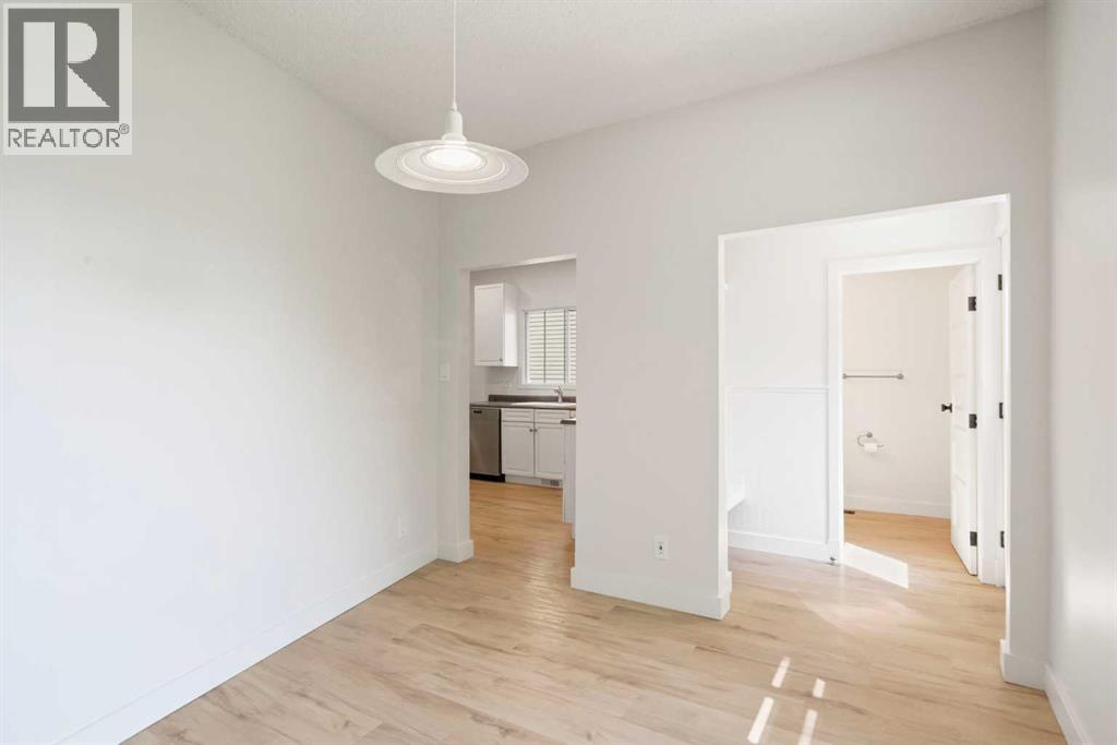 Single Family House for Sale in   Avenue NW Mount Pleasant Calgary 