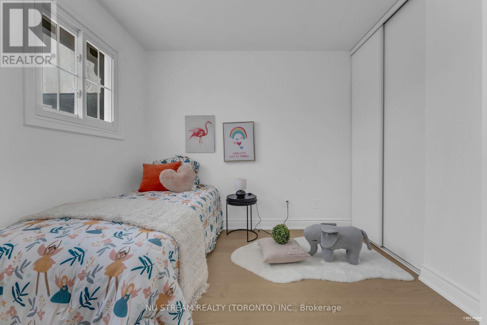 Photo 23 of 26 Silbury Drive, Toronto ON