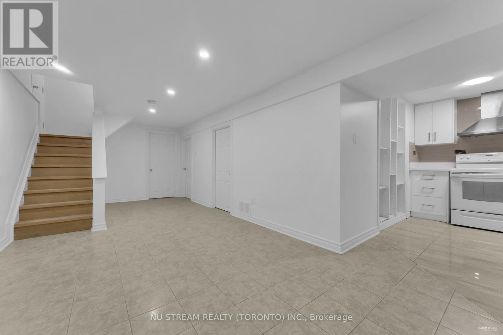Photo 31 of 26 Silbury Drive, Toronto ON
