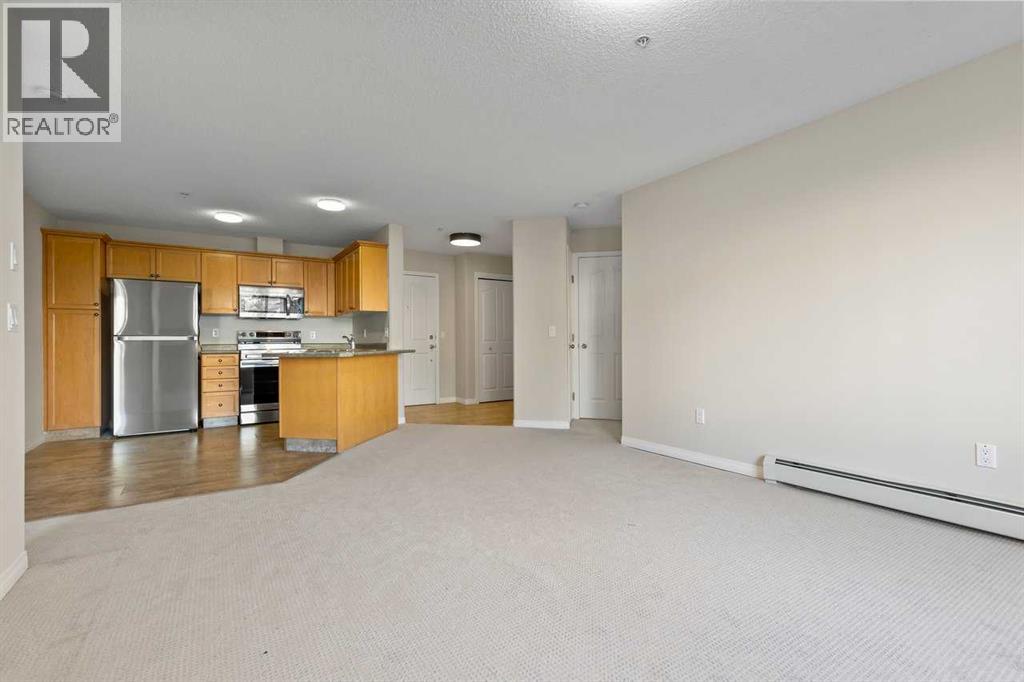Single Family House for Sale in   Rocky Vista Park NW Rocky Ridge Calgary 