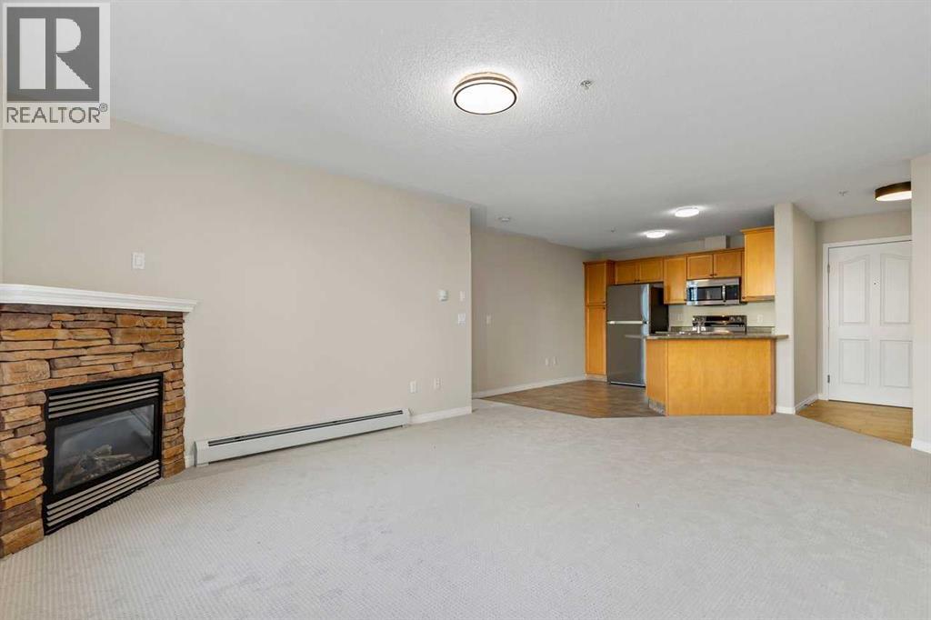 Single Family House for Sale in   Rocky Vista Park NW Rocky Ridge Calgary 