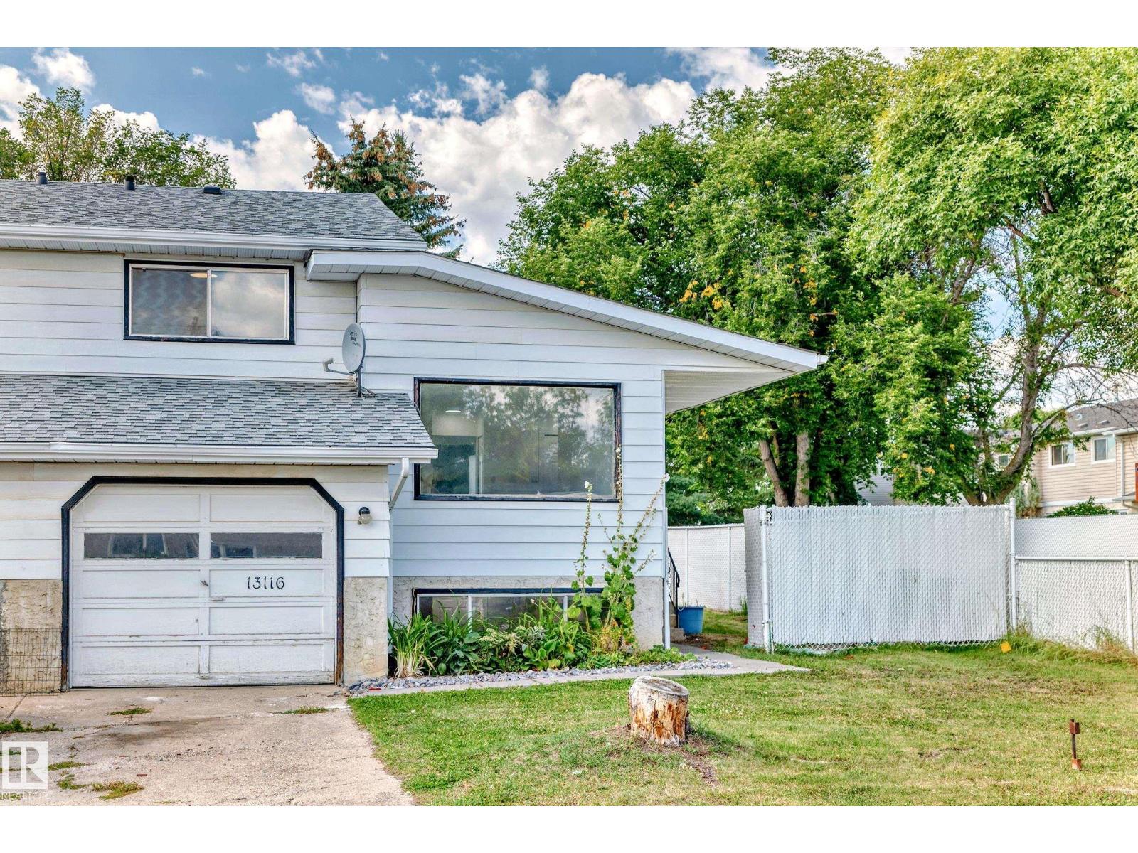 Single Family House for Sale 
