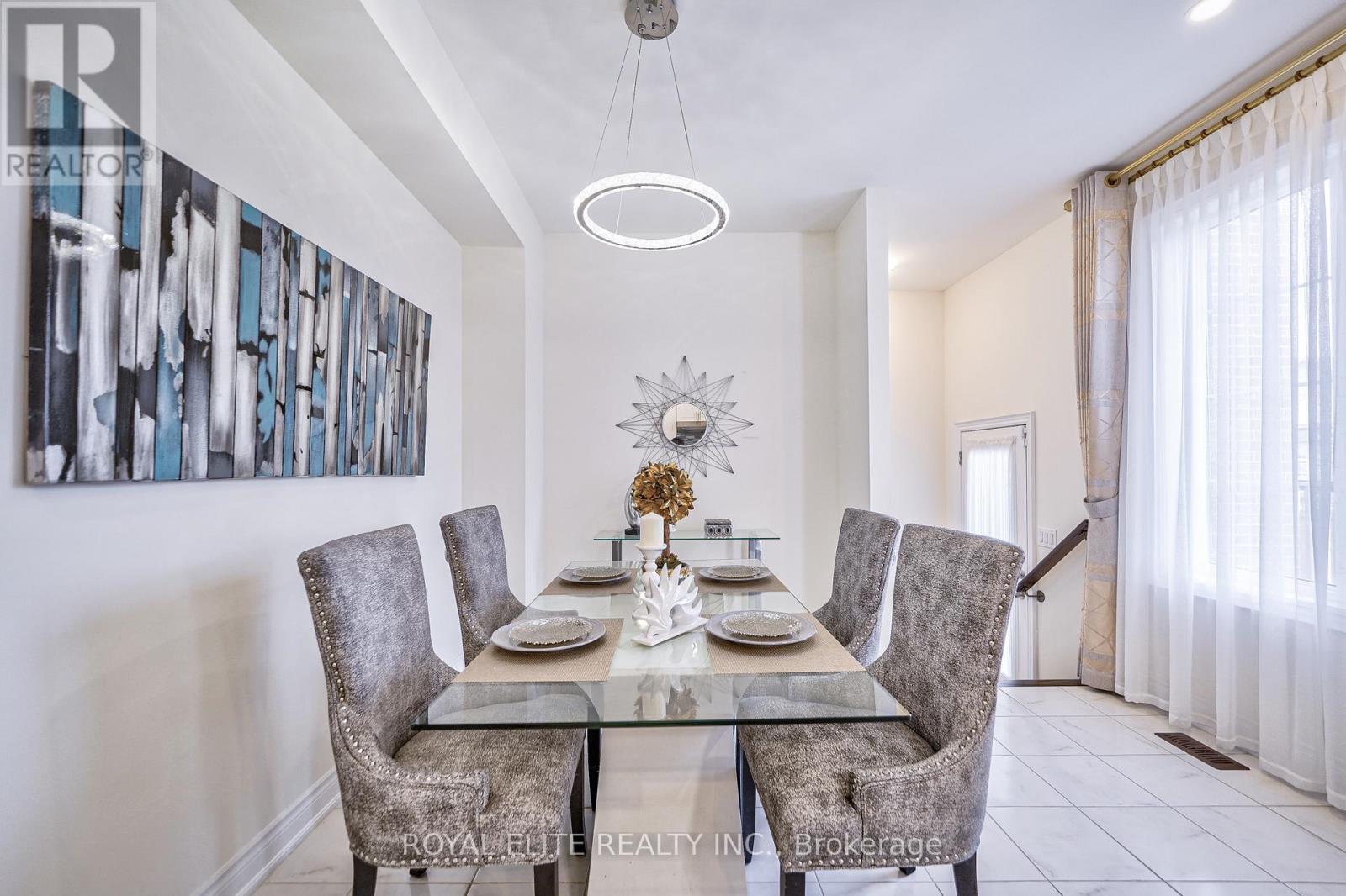 Photo 9 of 331 William Foster Road, Markham ON
