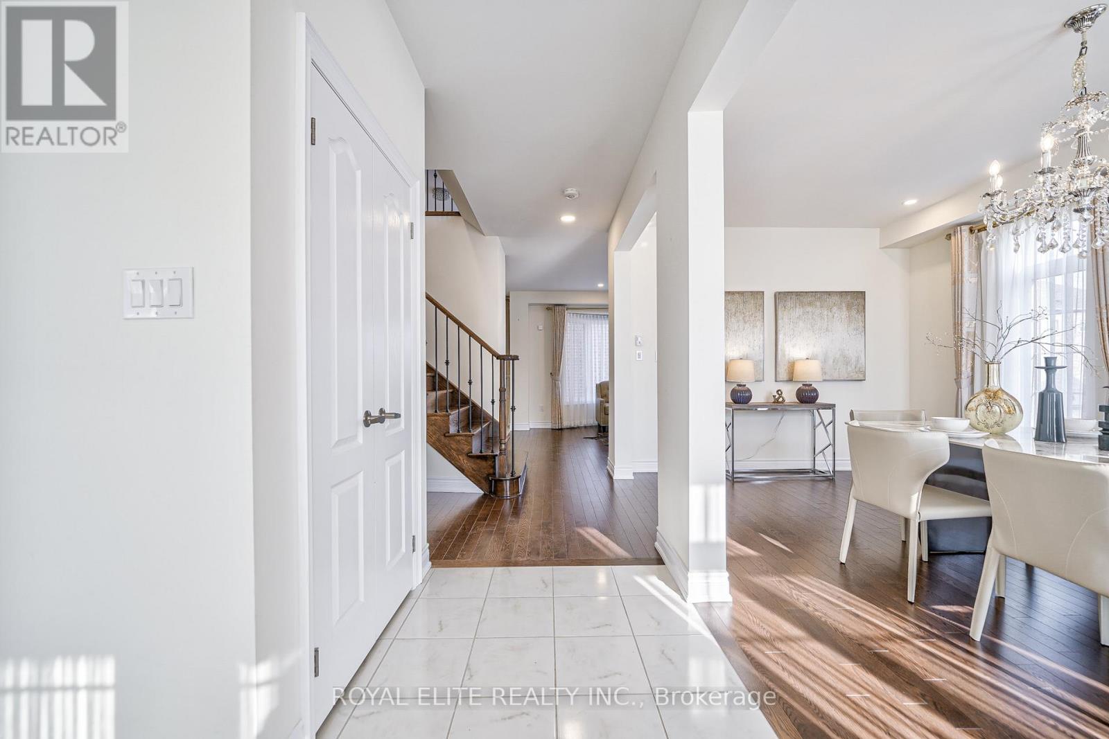 Photo 13 of 331 William Foster Road, Markham ON