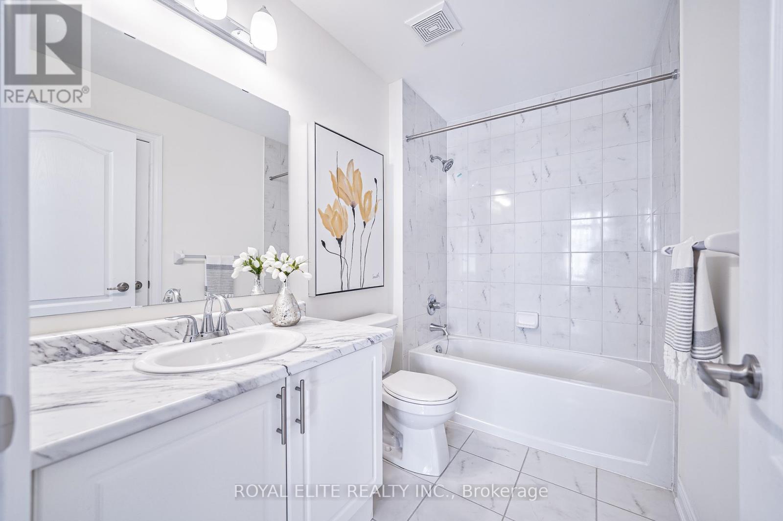 Photo 26 of 331 William Foster Road, Markham ON
