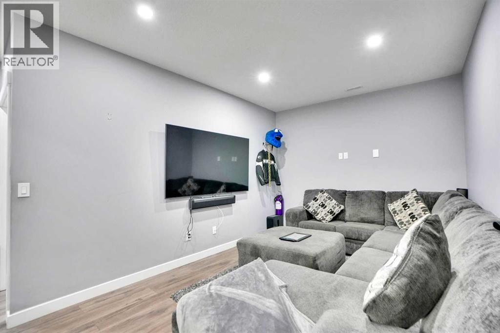 Photo 15 of 33 Savanna Green Ne, Calgary AB