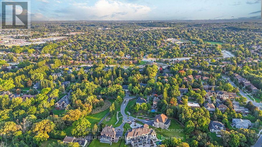 Photo 19 of 198 Kennedy Street W, Aurora ON
