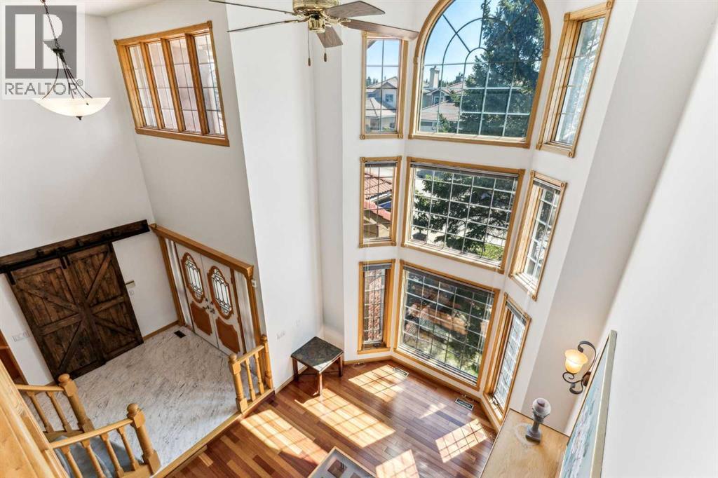 Single Family House for Sale in  Edgeview Road NW Edgemont Calgary 
