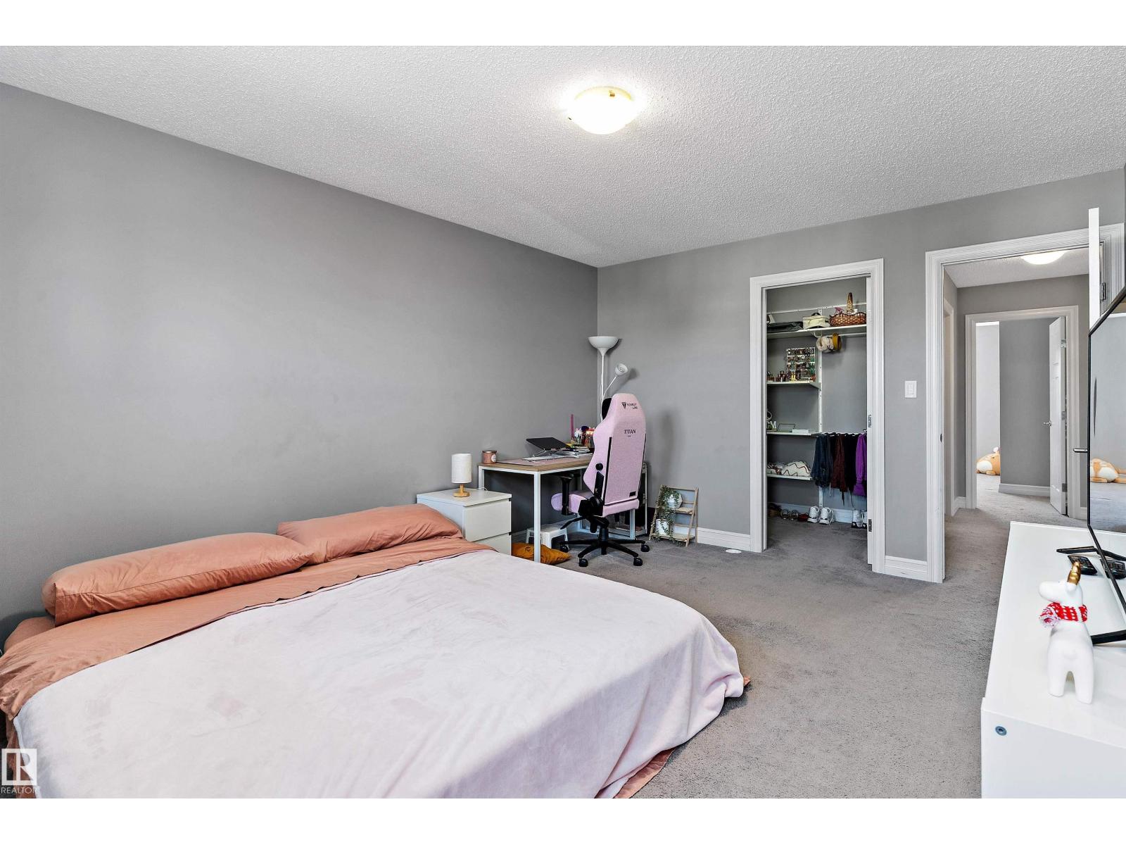 Photo 12 of 5813 64 St, Beaumont AB